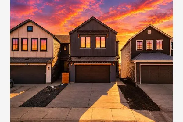 66 Savoy Landing SE