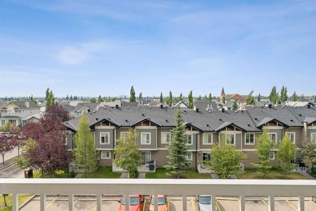 115 Prestwick Villas SE #4410