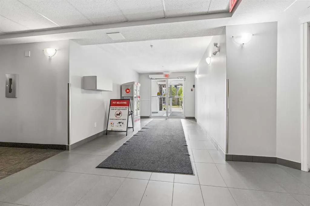 115 Prestwick Villas SE #4410