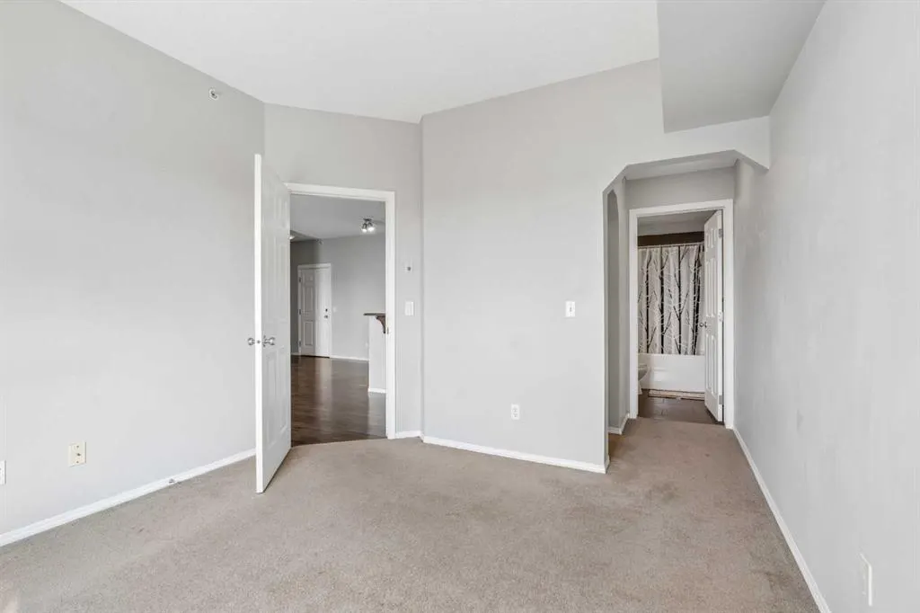 115 Prestwick Villas SE #4410