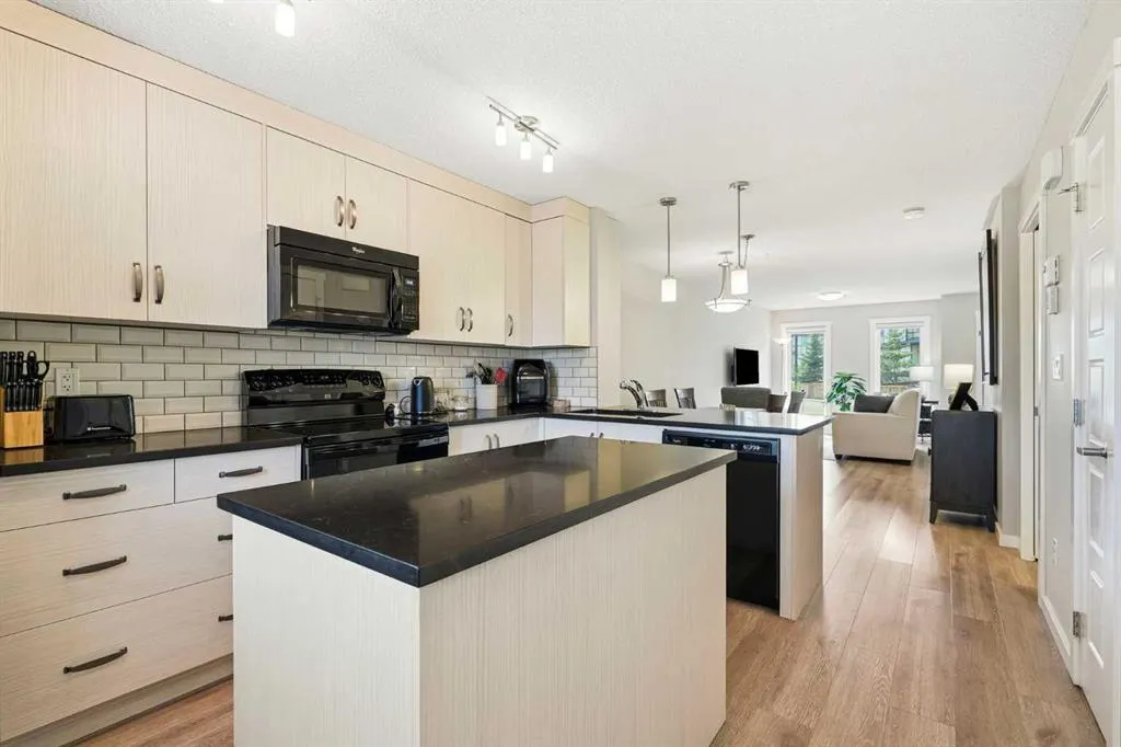 50 Westland Road #406