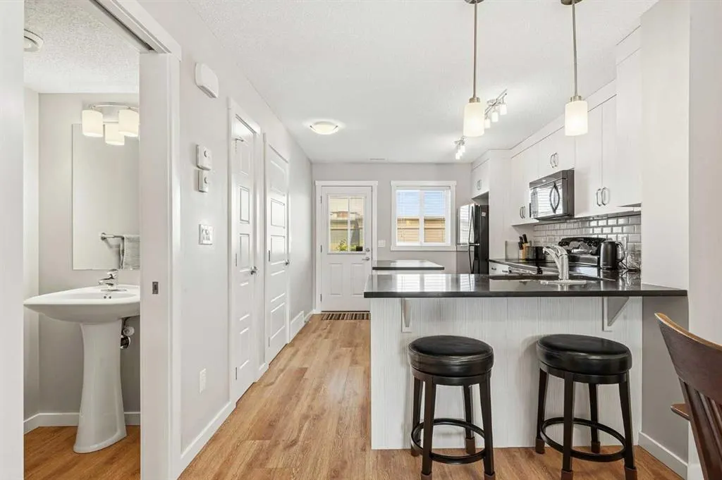 50 Westland Road #406