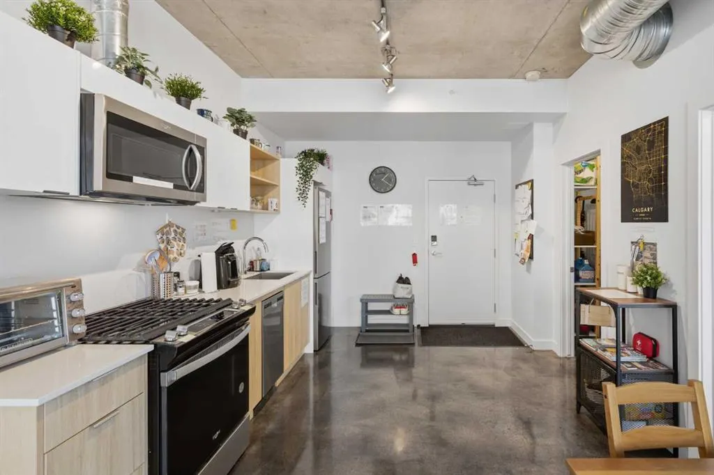 1319 14 Avenue SW #708