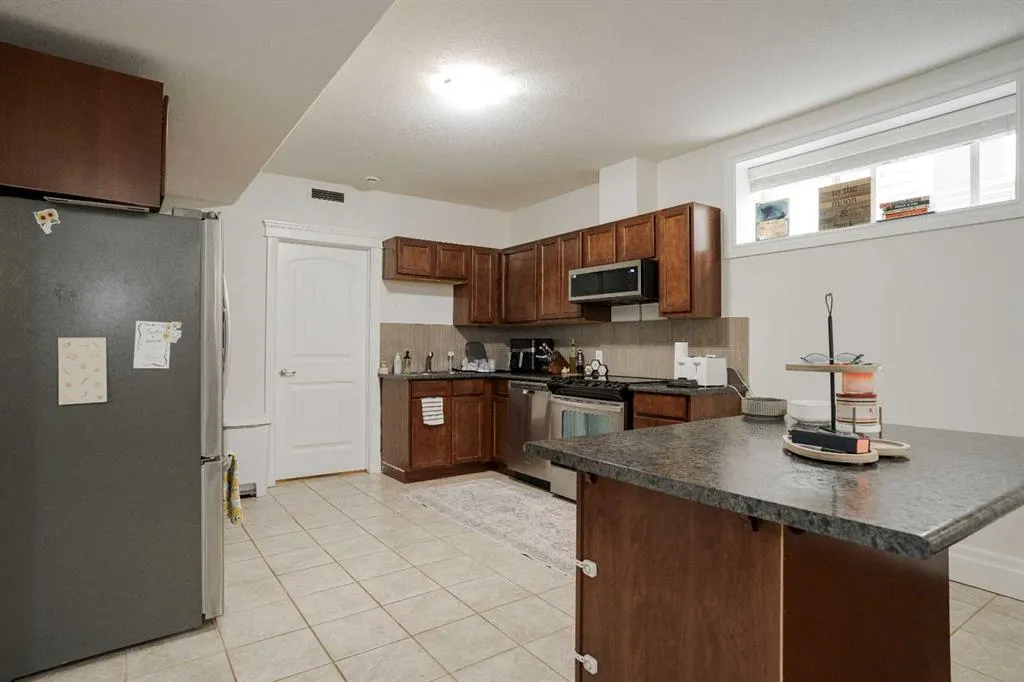 260 Sandpiper Road