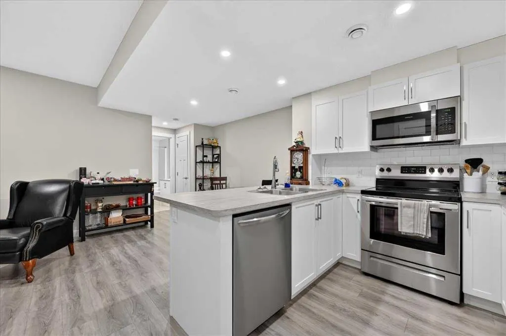 97 Seton Manor SE