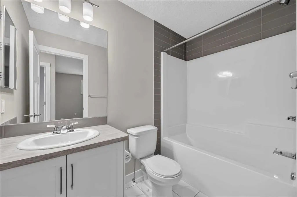 97 Seton Manor SE