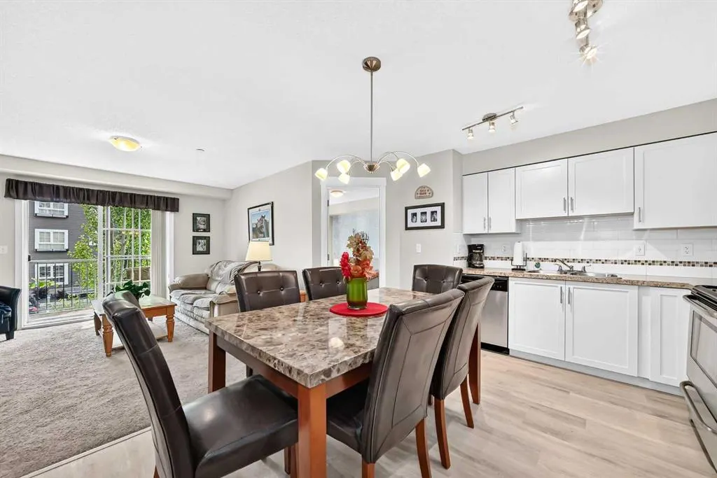 279 Copperpond Common SE #5210