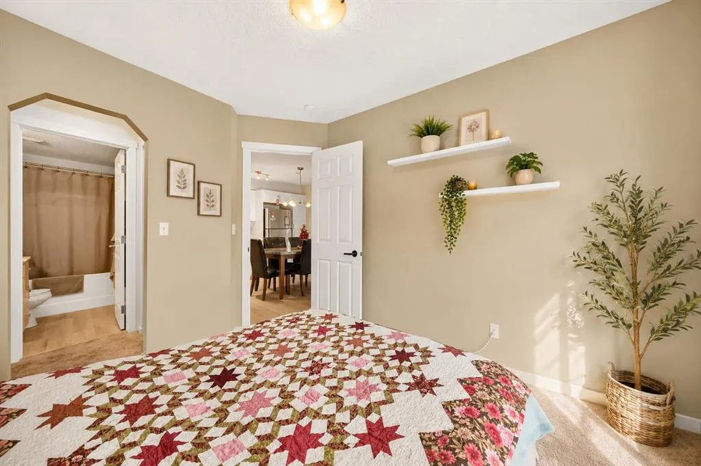 279 Copperpond Common SE #5210