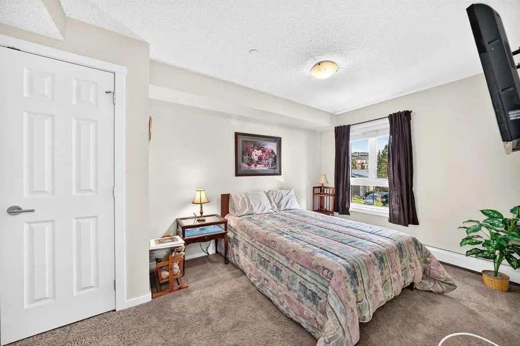 279 Copperpond Common SE #5210