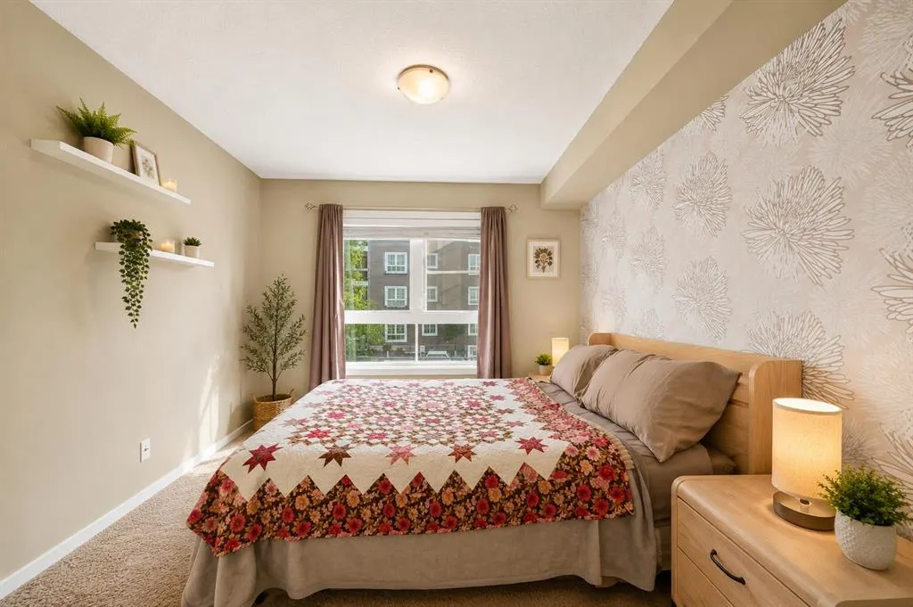 279 Copperpond Common SE #5210
