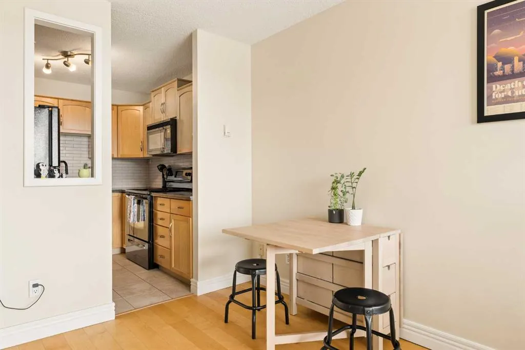 1123 13 Avenue SW #701