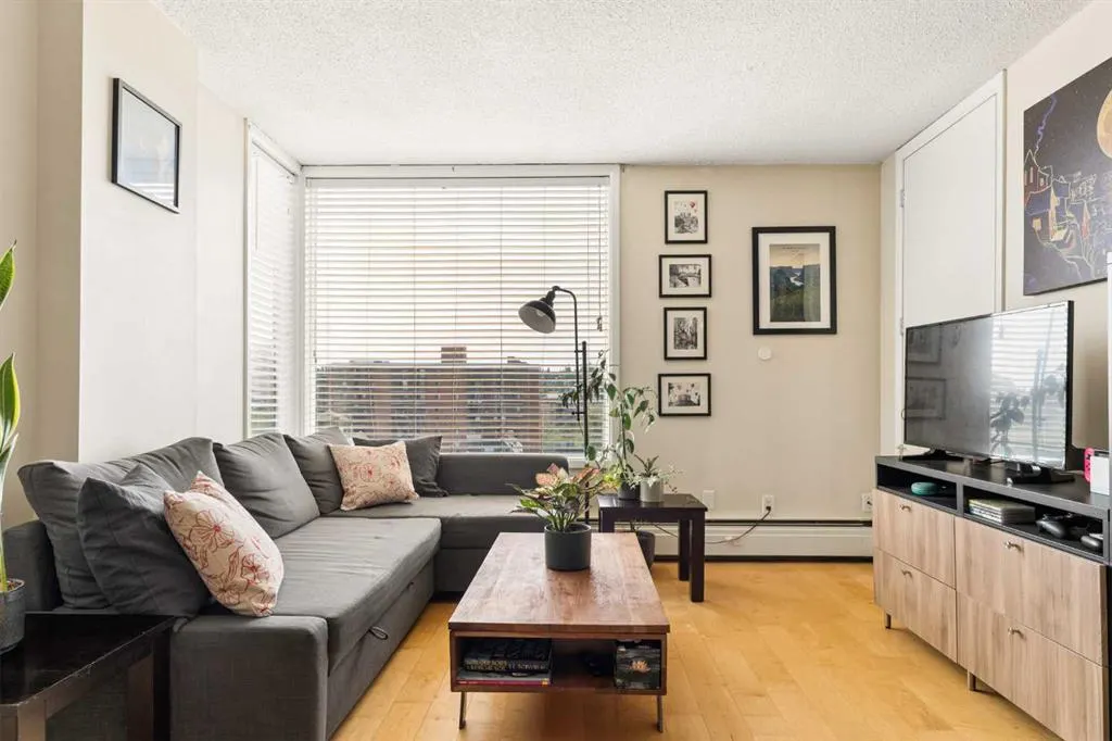 1123 13 Avenue SW #701