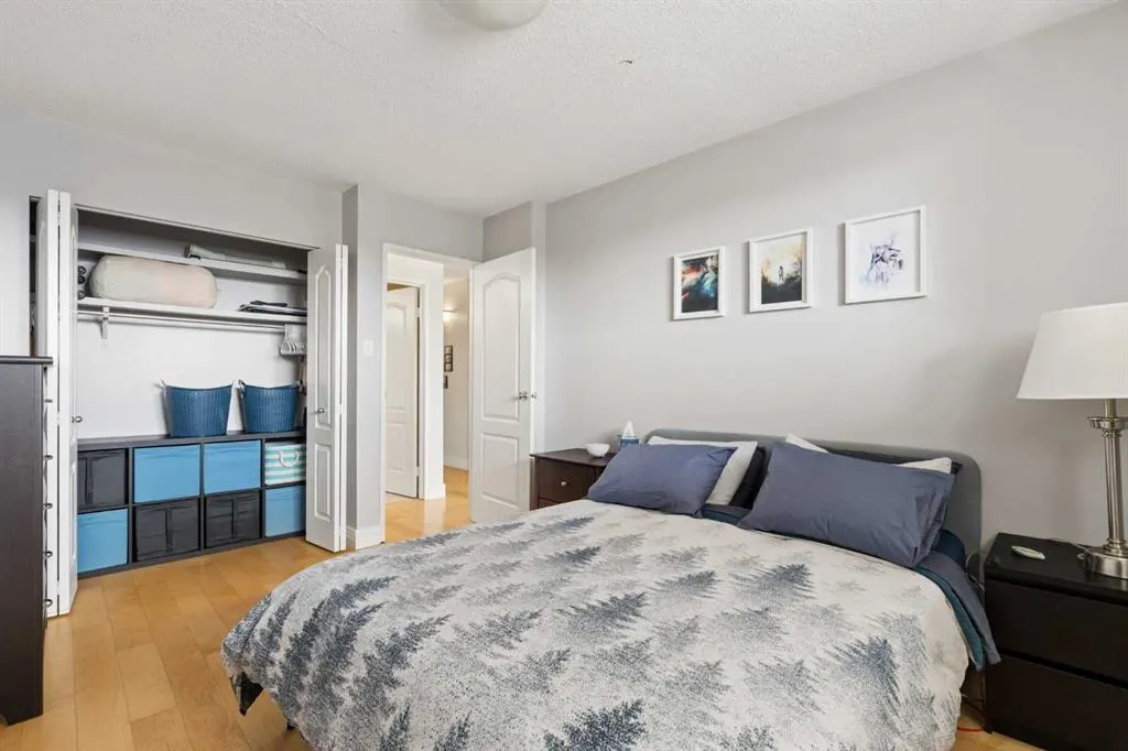 1123 13 Avenue SW #701