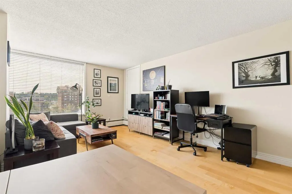 1123 13 Avenue SW #701