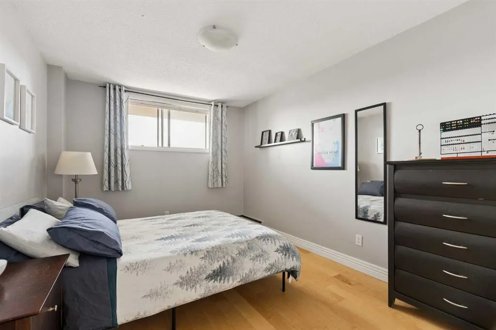1123 13 Avenue SW #701