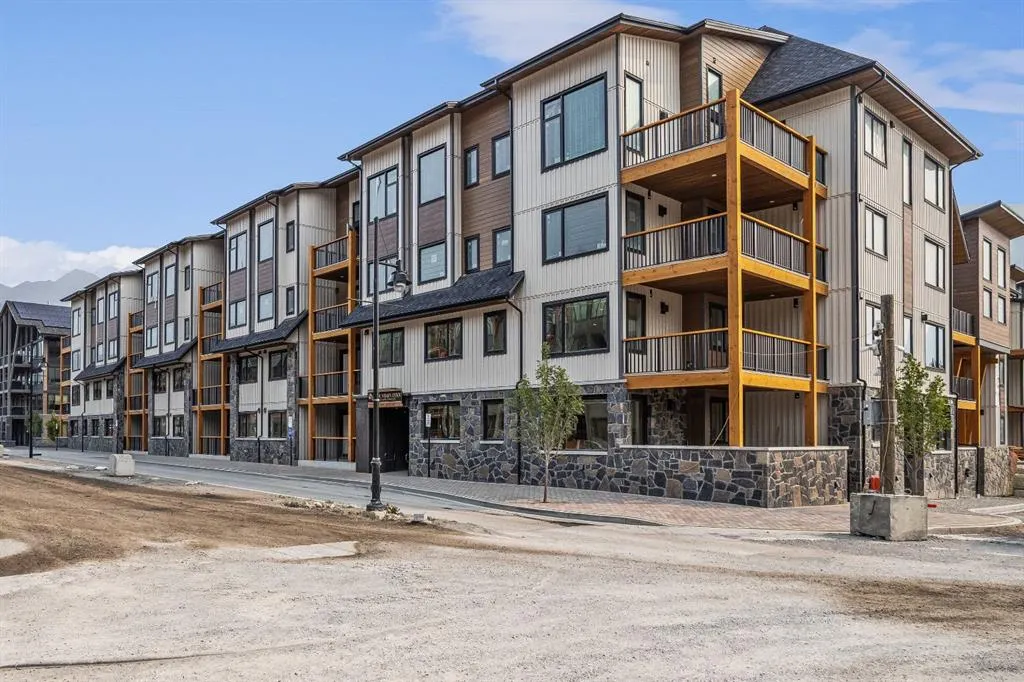 1606 Spring Creek Gate #108