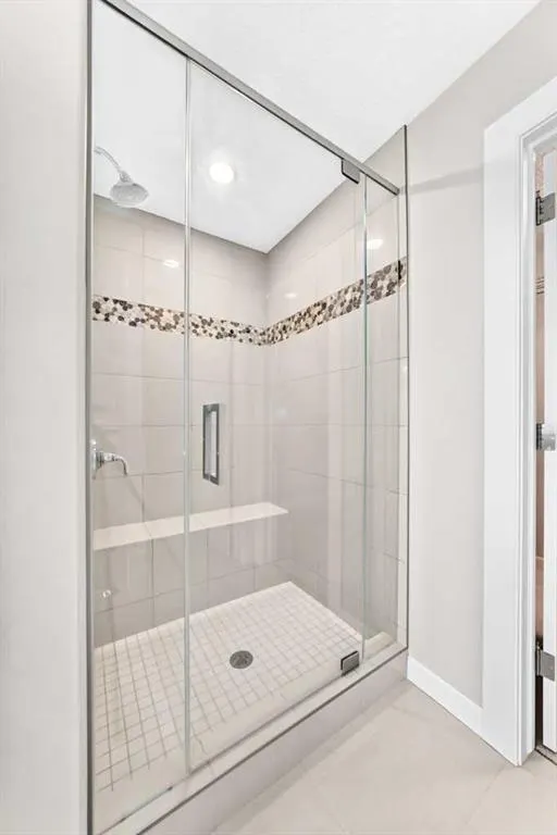 96 Cranarch Heights SE