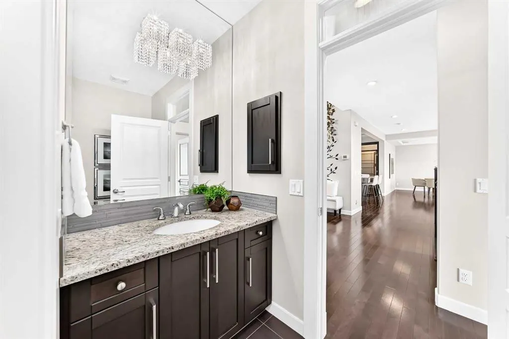 96 Cranarch Heights SE