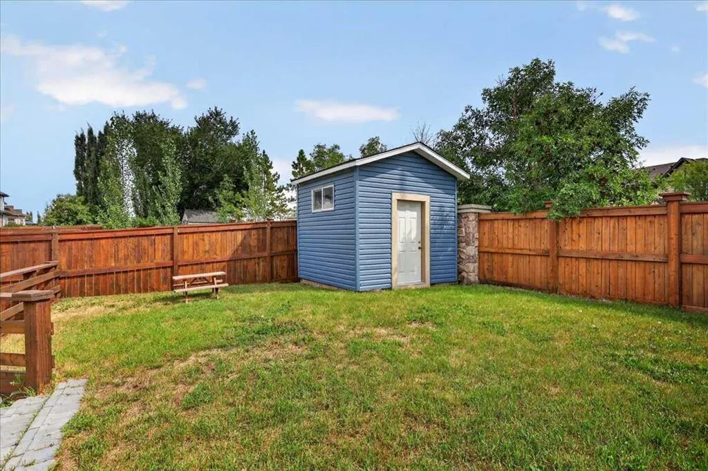 128 Cranberry Circle SE
