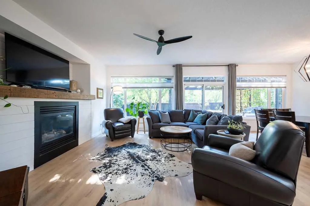 98 Chapala Grove SE