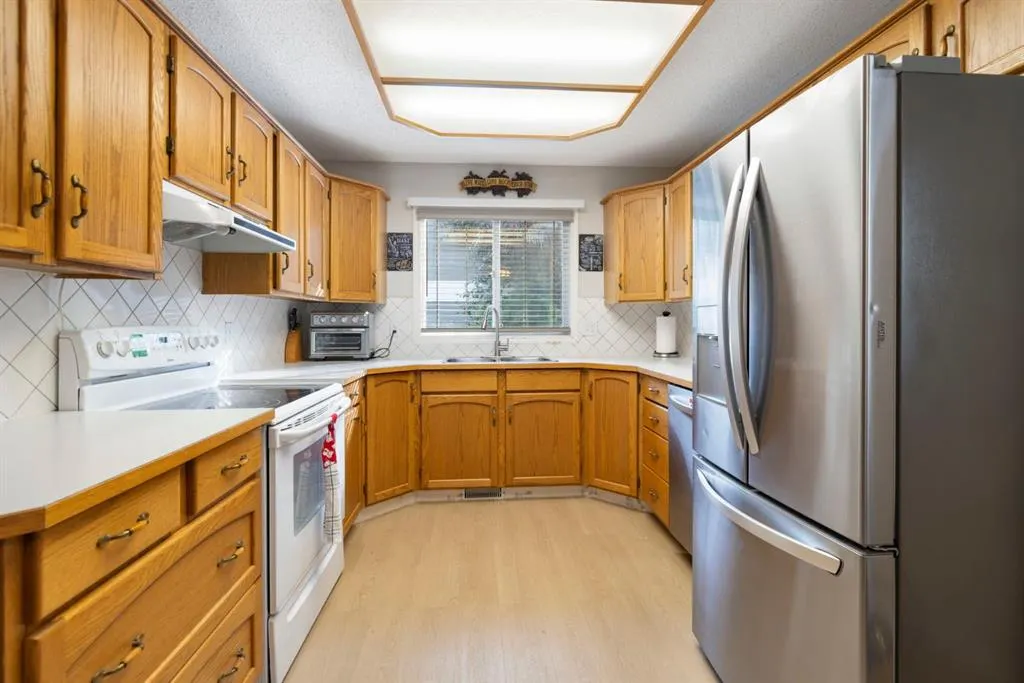 76 Douglas Ridge Close SE