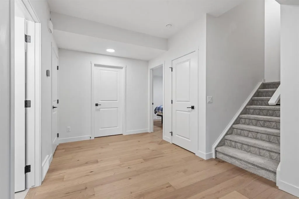 317 Grayling Manor