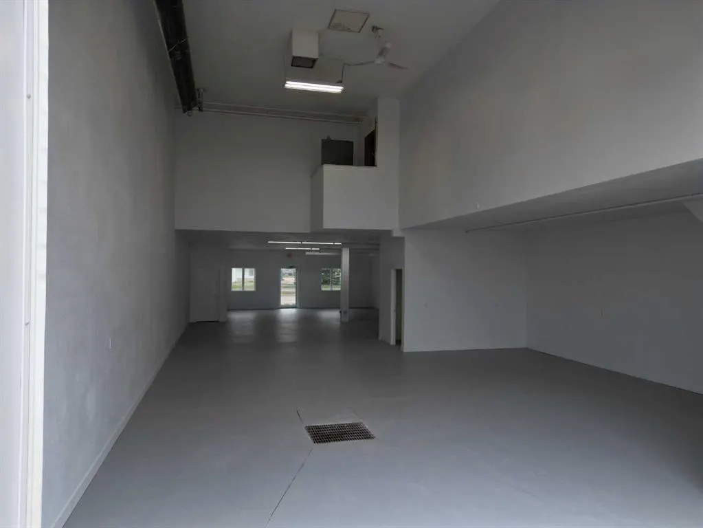 20 Cuendet Industrial Way #103