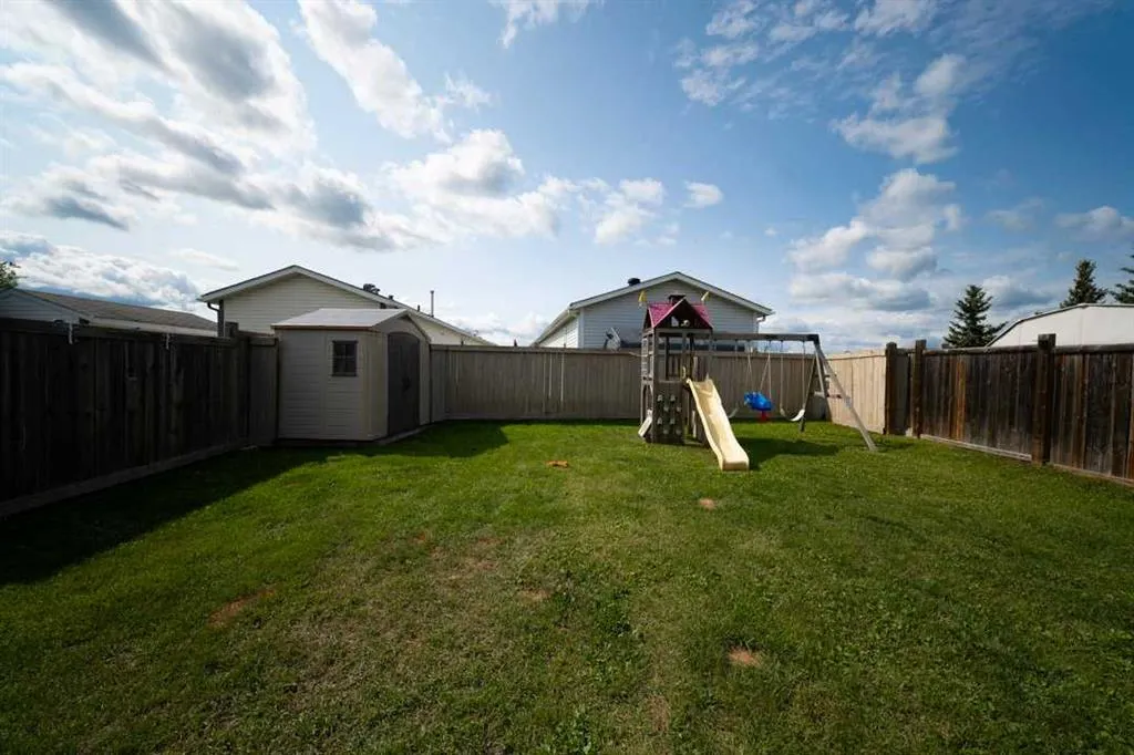521 Walnut Crescent