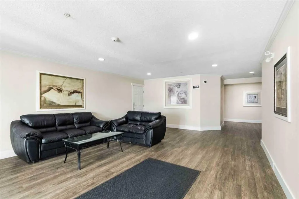 253 Gregoire Drive #406