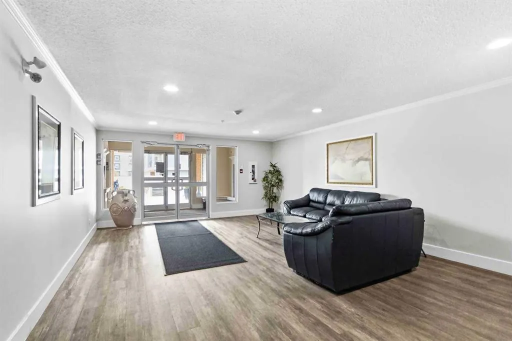 253 Gregoire Drive #406