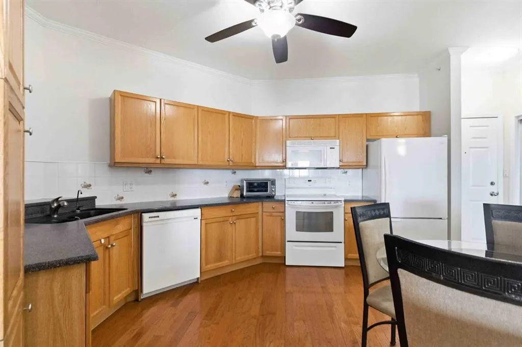 253 Gregoire Drive #406