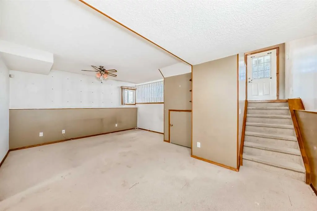 243 Erin Meadow Close