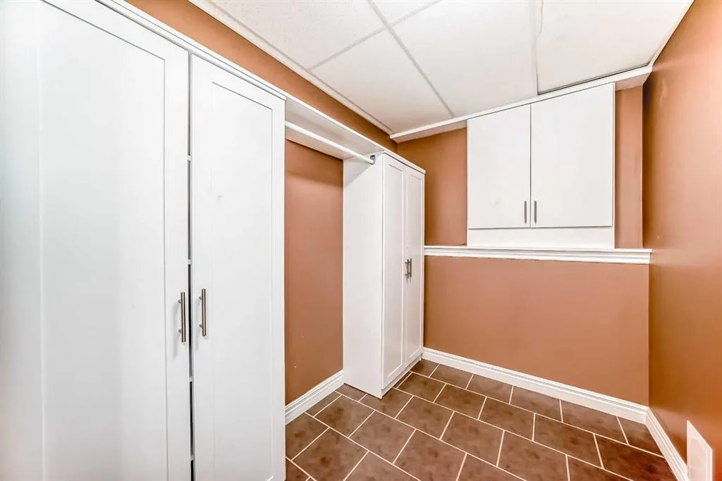 243 Erin Meadow Close