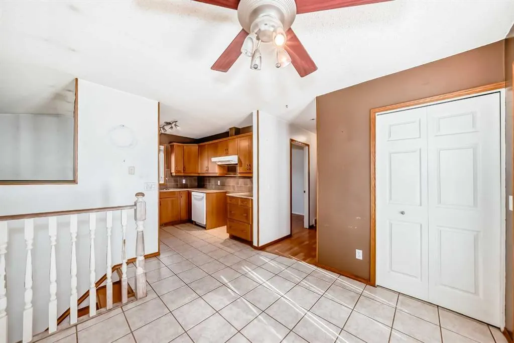 243 Erin Meadow Close