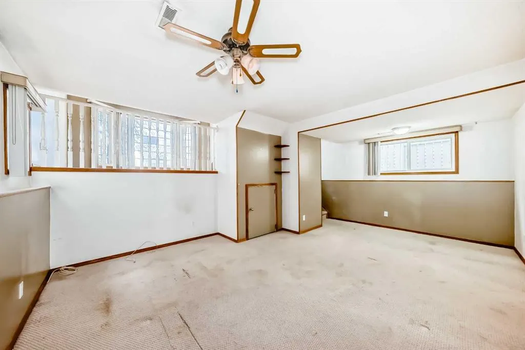 243 Erin Meadow Close
