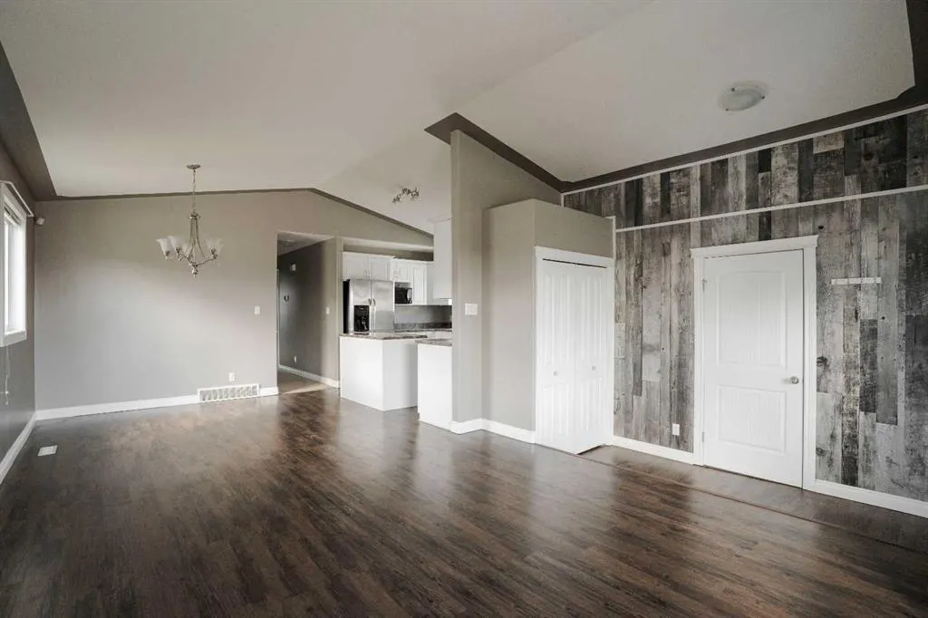 165 Balsam Way