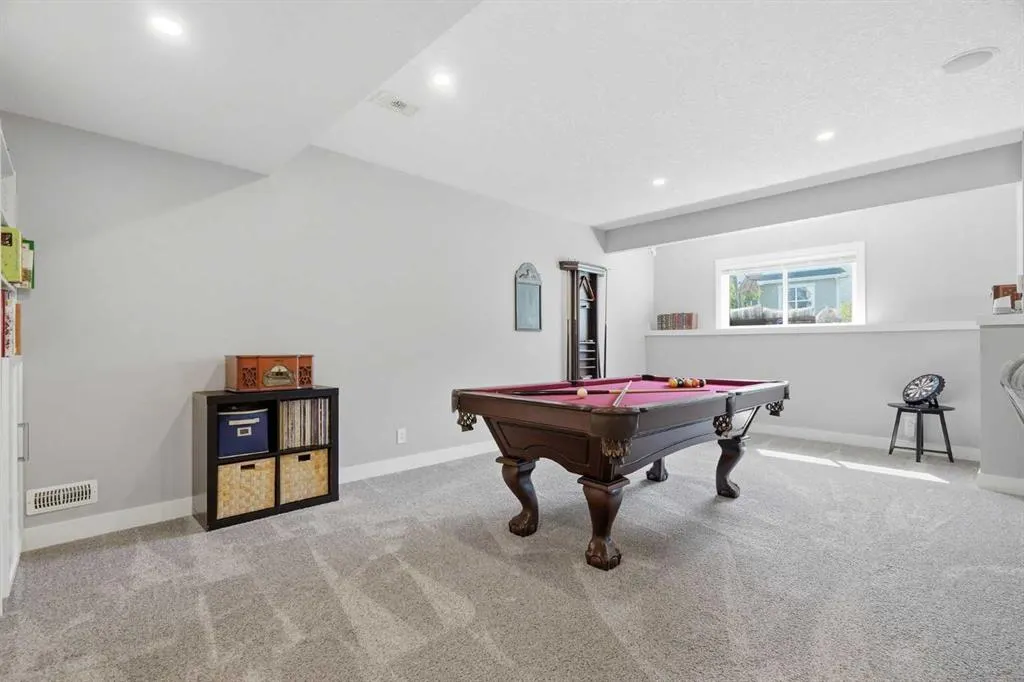 27 Sundown Way