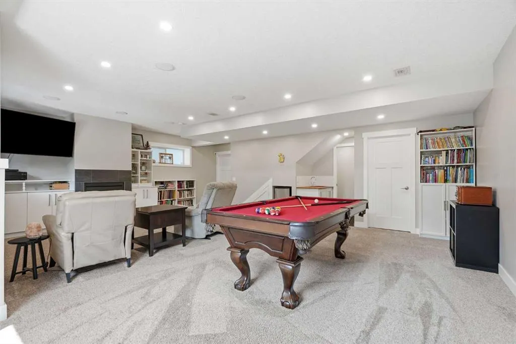 27 Sundown Way