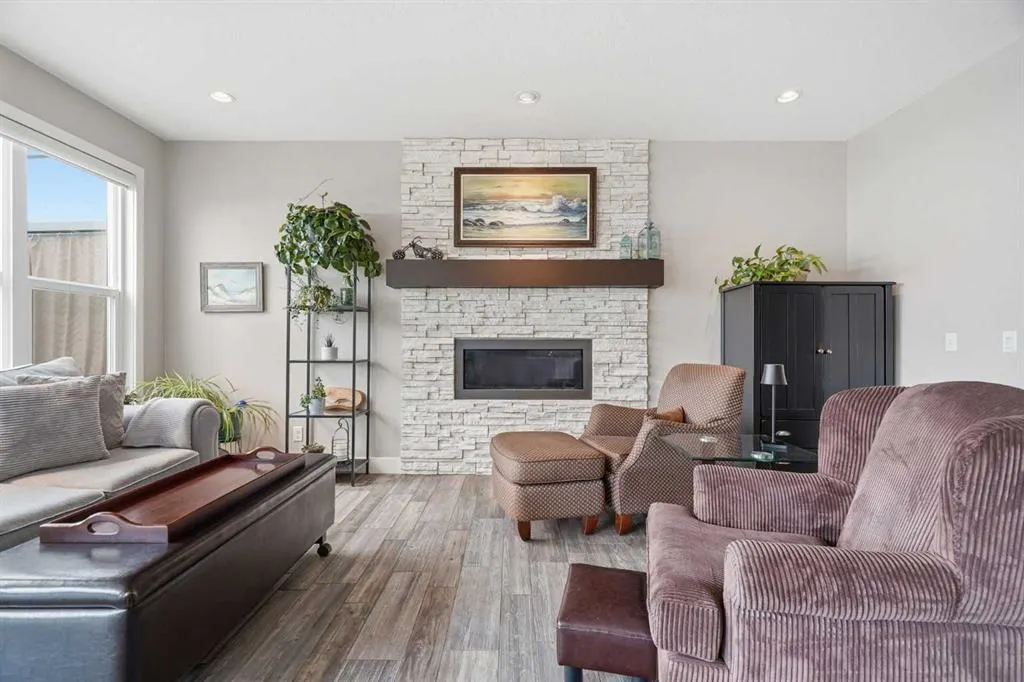 27 Sundown Way