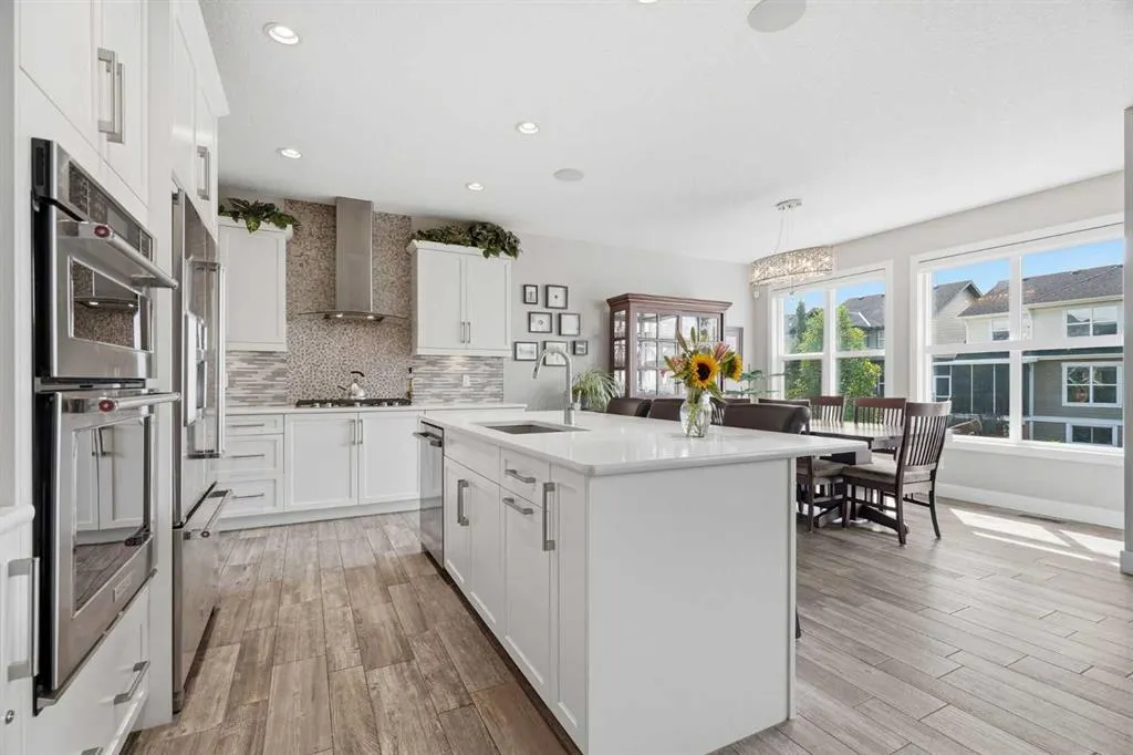 27 Sundown Way