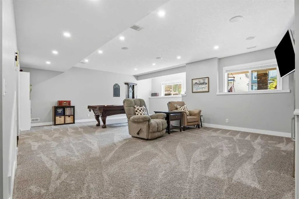 27 Sundown Way