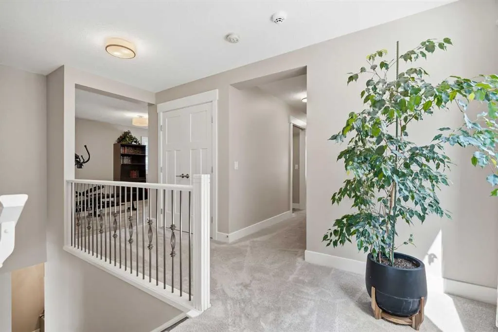 27 Sundown Way