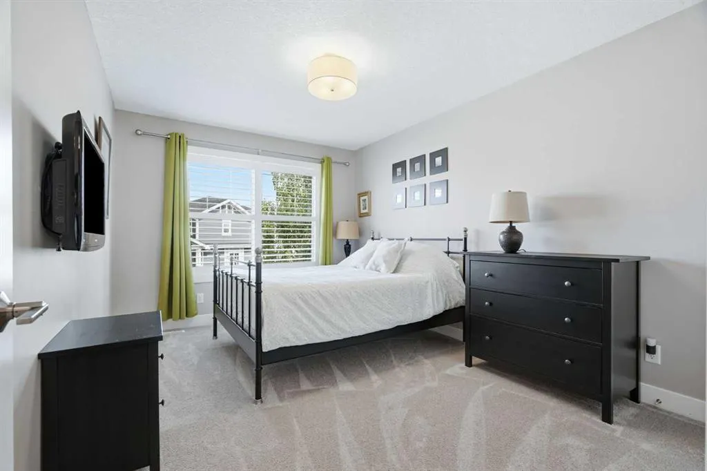 27 Sundown Way