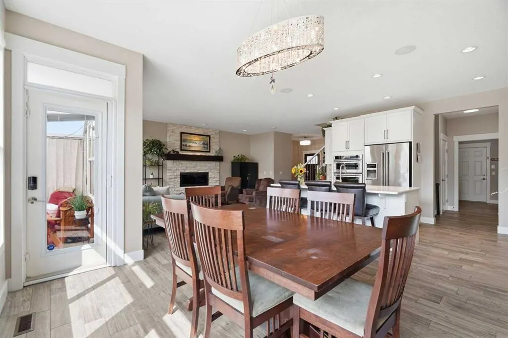 27 Sundown Way