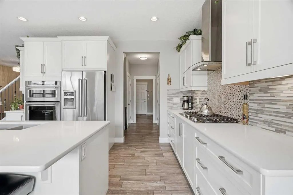 27 Sundown Way