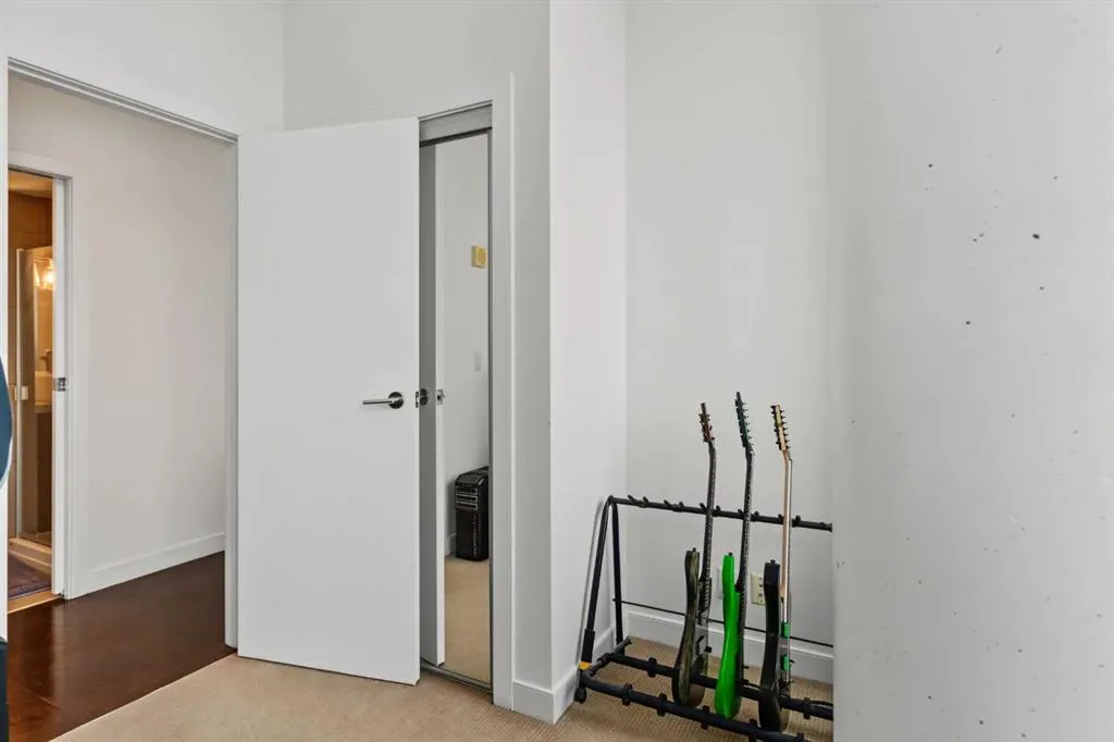 220 12 Avenue SE #705