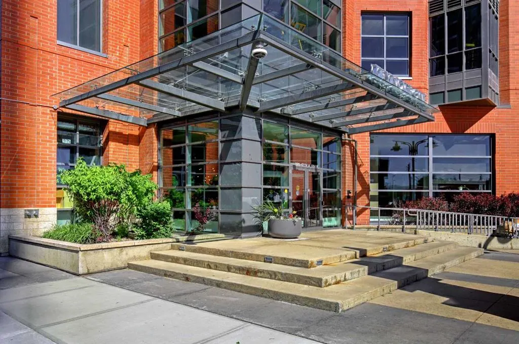 220 12 Avenue SE #705