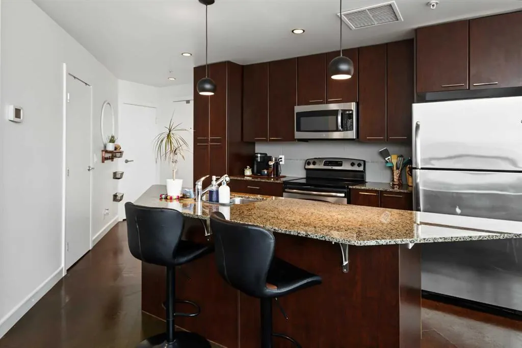 220 12 Avenue SE #705