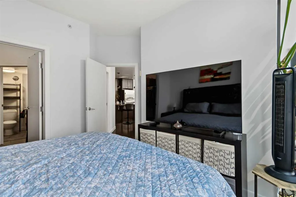 220 12 Avenue SE #705