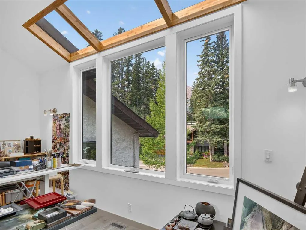 22 Pinewood Crescent